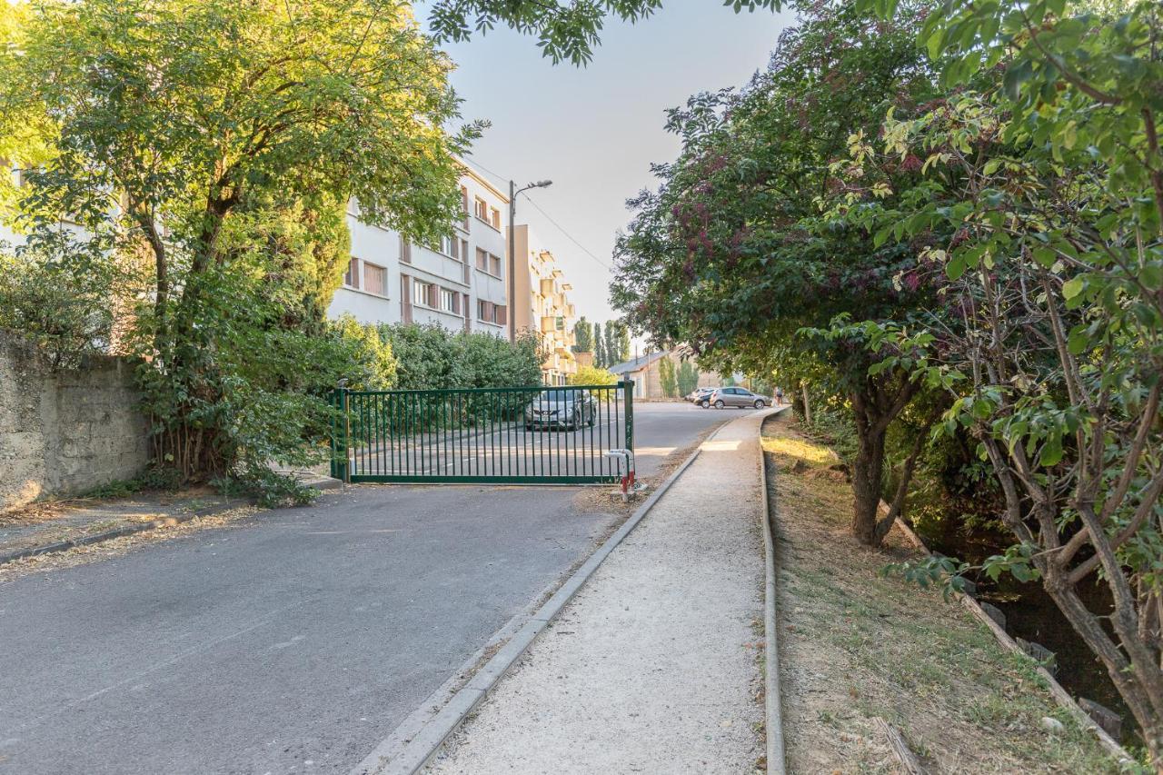 Appartement Spacieux 1 Chambre Parking Gratuit Валанс Екстериор снимка
